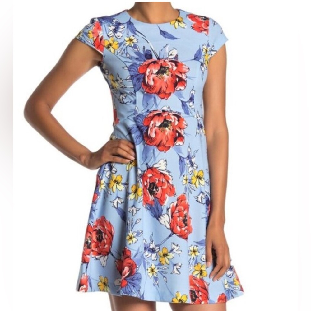 Vince Camuto Dress Size: 4